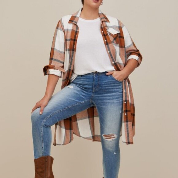 Torrid size 4 (26W) Plaid Brown Cotton Long Line Shacket - Picture 3 of 10
